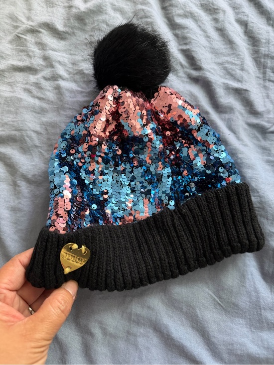 Juicy Couture Other - Juicy Couture Girls Pink Blue Sequin Beanie Pom Hat Gold Heart OS